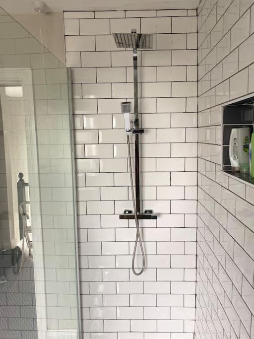 Fully Refurbished House Holiday home